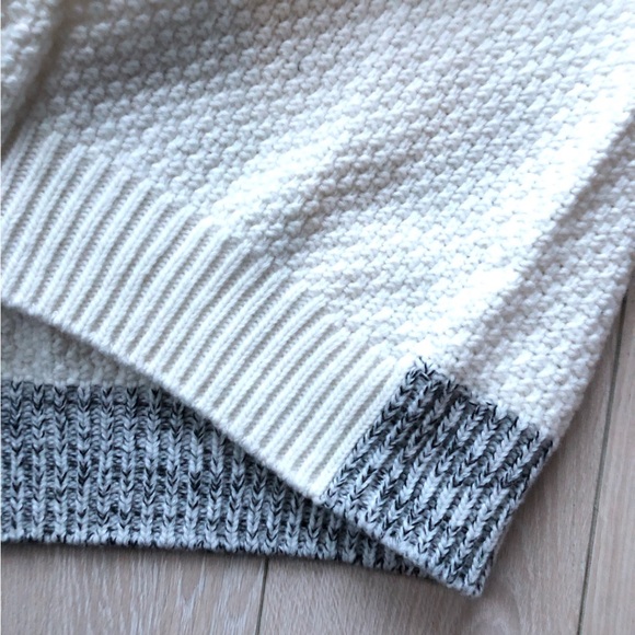 Escada Sport Wool Blend Mock Neck Colorblock Sweater in Black & White Size L - Picture 7 of 13